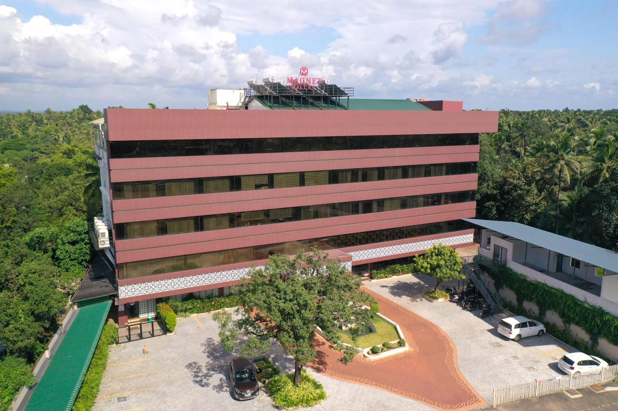 Magnet Hotel Kannur Exterior foto