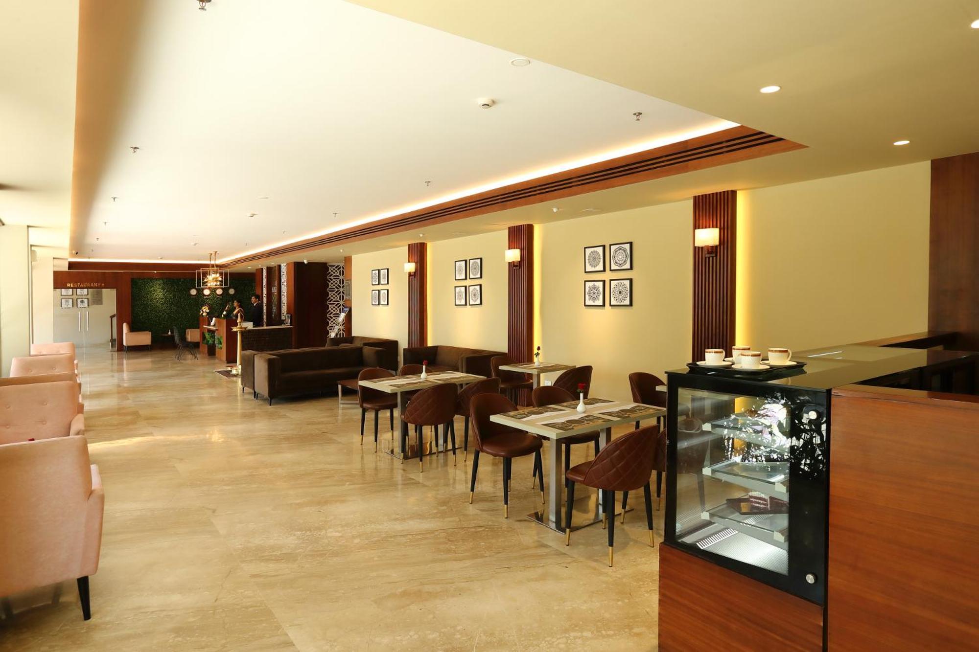 Magnet Hotel Kannur Exterior foto