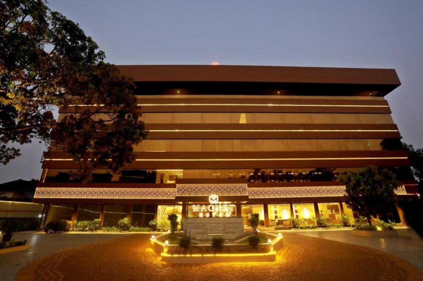 Magnet Hotel Kannur Exterior foto